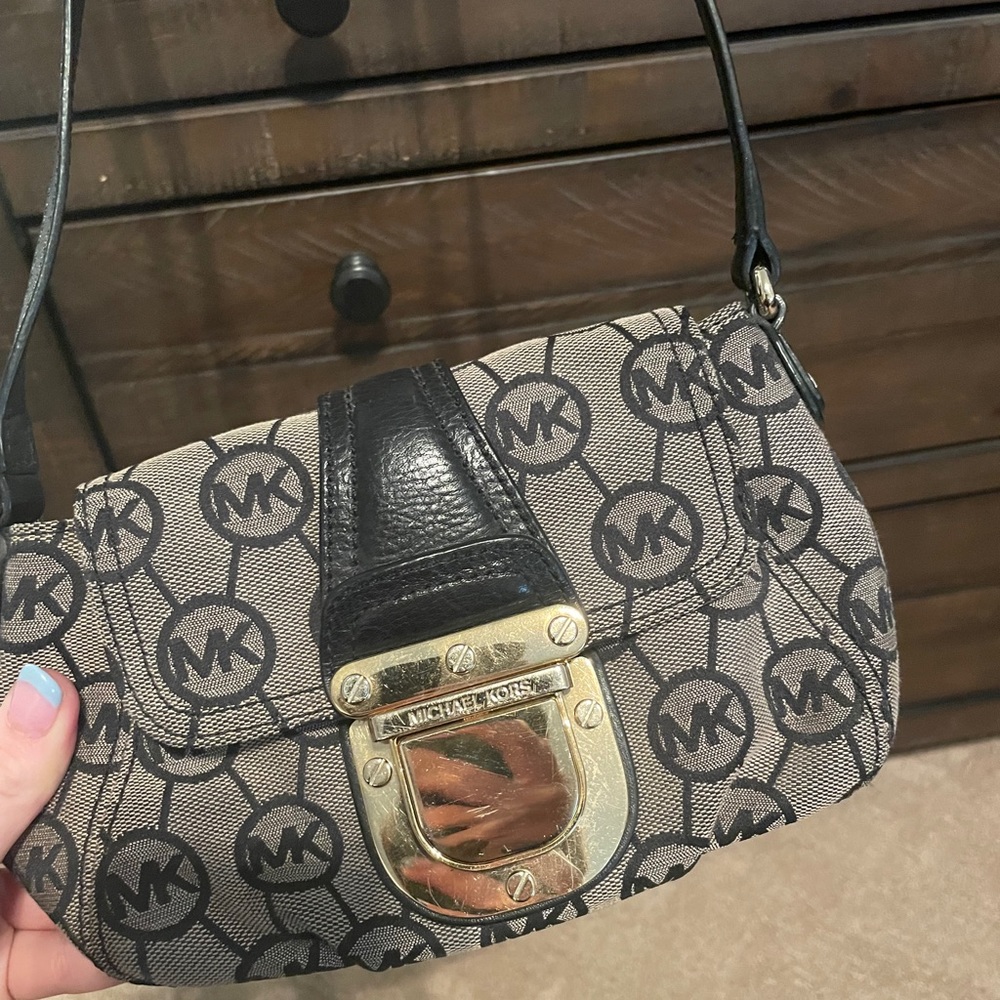 Michael Kors crossbody bag